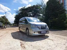 [OLXmobbi] Nissan Serena 2.0 Highway Star Panoramic Bensin-AT 2016 Abu