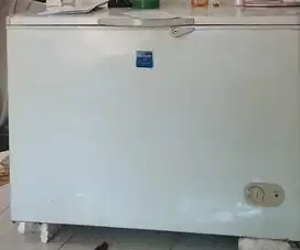 Freezer Sharp 400L