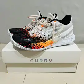 UNDER ARMOUR CURRY 2 Low FloTro “Chef Curry”