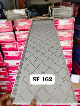 PLAFON PVC DAN WPC TERLENGKAP DAN TERMURAH