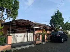 DIJUAL CEPAT RUMAH FULL FURNISH LINGKUNGAN PERUMAHAN