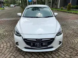 (Km47rb) Mazda 2 R Matic 2015 ANTIK ISTIMEWA Kredit Murah