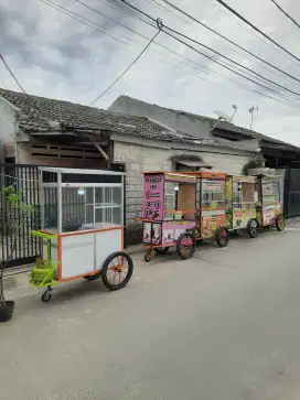 gerobak gorengan/ minuman/ tahu crispy-DLL