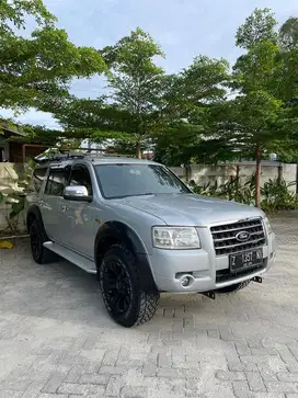 Jual ford everest AT 4x2 mulus mesin sehat