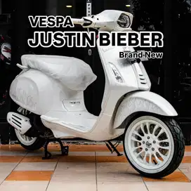 Vespa X Justin Bieber BRAND NEW