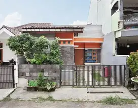 Jual Rumah Dalam Komplek Asri di Komplek HBTB Dekat Ke Pasar Sukatani