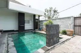 Tropical Modern Villa For Sale, 9 mins to Central Ubud