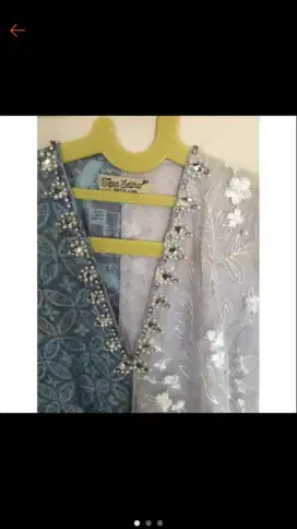 Kaftan dua warna