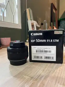 Canon EF 50mm f/1.8 STM