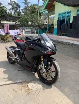 Honda CBR 250 RR