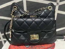 Tas selempang wanita merk Enji