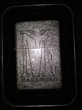 Marlboro big M - Zippo - Genuine Windproof Lighter