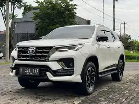 Km 30rb! Fortuner VRZ GR 2.4 2021 Spt Baru!