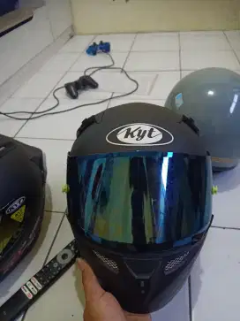 Helm KYT K2R doubel visor