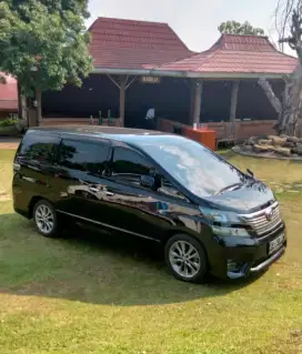 Toyota vellfire 2011, A/T 2.4 Z Audioless, Km. Rendah