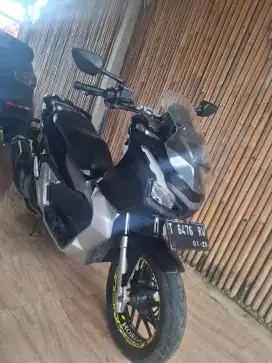 Honda ADV black