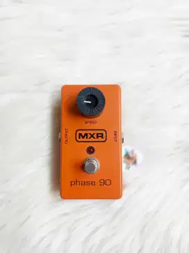 MXR Phase 90 pedal