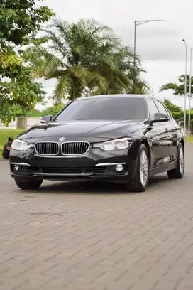 BMW 320i Luxury Facelift LCI 2019