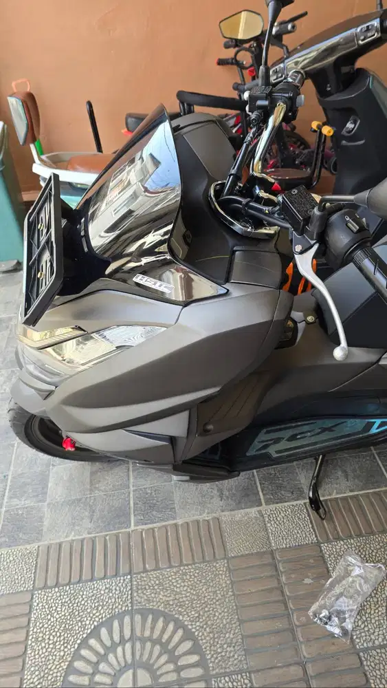 Paket Fairing Model Forza PCX 160 matte brown 2024