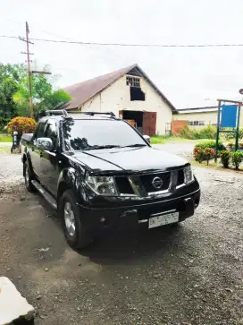 NISSAN NAVARA MATIC 4X4 2011