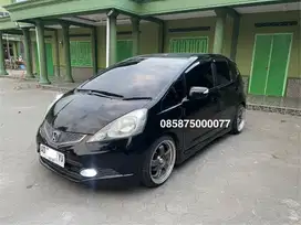 Honda Jazz RS 2009 Automatic warna hitam