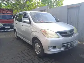 Dijual mobil xenia