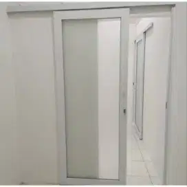 Kusen aluminium Dan kaca partisi