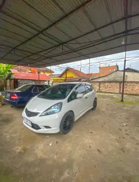 Honda Jazz RS 2010 M/T