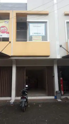 Ruko Cimahi Pinggir jalan Ciawitali dekat Pemkot