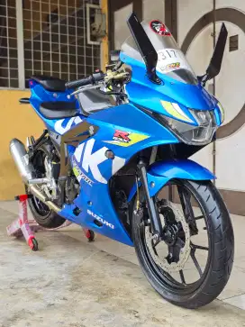 Suzuki GSX / GSX-R 2018 Keyless, Warna Blue Premium Metalic.