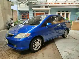 Honda City istimewa siap pake