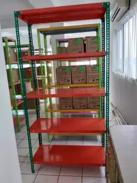 Rak besi siku lobang