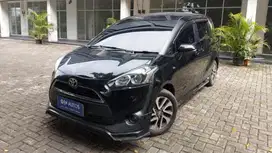 [OLXmobbi] Toyota Sienta 1.5 V Bensin-MT 2016 Hitam