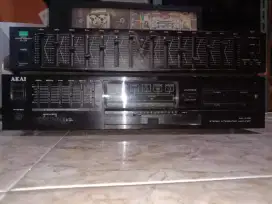 AKAI AMPLI EQULIZER