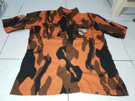 Kemeja size XL, bahan tebal, kondisi ok, bisa nego