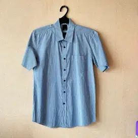 Kemeja kasual Salt n Pepper size L garis