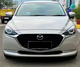 Mazda 2 Sedan 2022 Antik Low Km Murah Bekas Genap Silver Irit