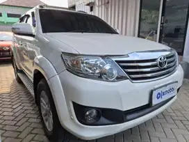 DP Rendah Toyota Fortuner 2.7 G Luxury Bensin-AT 2013 TSJSHS