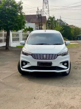 Suzuki Ertiga GL 1.5 Matic Tahun 2022 Putih Metalik