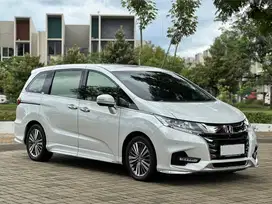 Honda Odyssey Oddysey E 2019 Putih Boleh TT