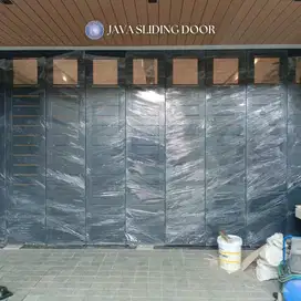 Pintu garasi sleding / lipat, berkualitas, pemasangan terpercaya