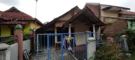 Di jual cepat rumah seluas 200m² di parimono selatan Jombang