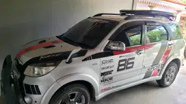 Mobil bekas toyota rash 2013 ahir kilometer 85000