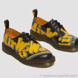 Dr. Martens 1461 Air Wair Vintage / Smooth Leather Black/Yellow