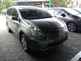 Grand Livina XV matic 2011 [bisa kredit]