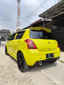 Suzuki Swift 2010 Bensin