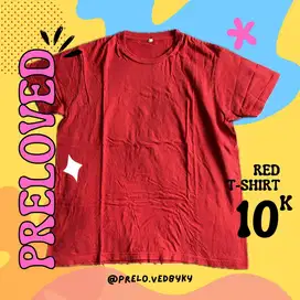 Kaos Merah Polos untuk Natalan atau Imlekan