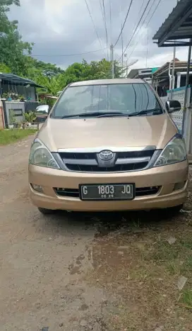 (78 JUTA NEGO) TOYOTA KIJANG INNOVA E 2.0 MT 2005 KUNING METALIK