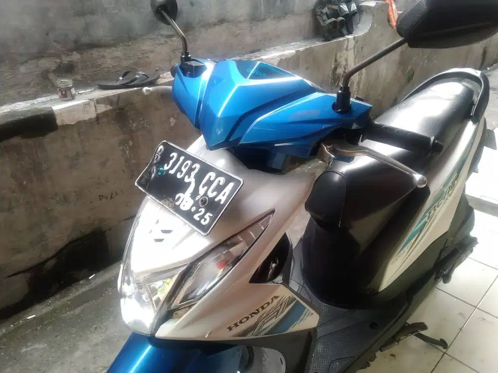 DI JUAL CEPAT MOTOR HONDA BEAT 2015
