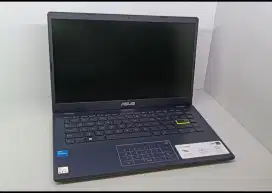 LAPTOP ASUS E410K N4500 RAM 8GB SSD 256 W11 FHD